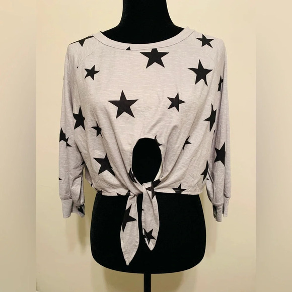 CBR Stars Print Tie Front Cropped Long Sleeve Blouse - Picture 1 of 6